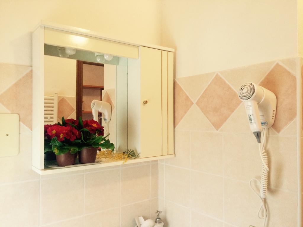 توري ديل بيناكو Bed And Breakfast Due Leoni المظهر الخارجي الصورة